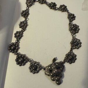 Elegant Vintage Mexican Sterling Silver Grape Cluster Necklace